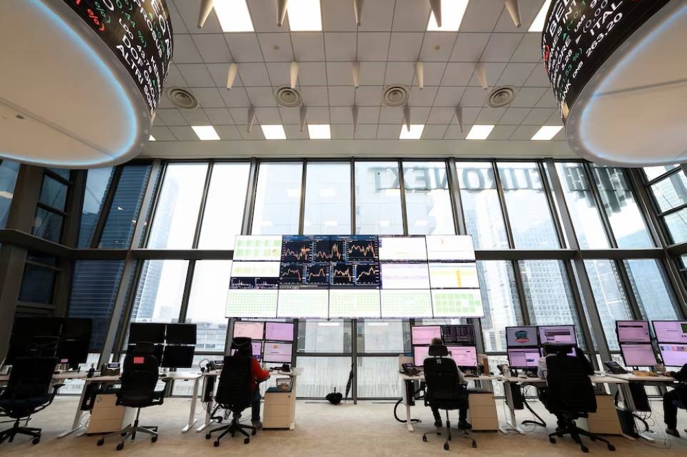 المستثمرون يتدفقون على صناديق الأسهم الأوروبية هرباً من رسوم ترامب الجمركية المستثمرون يتدفقون على صناديق الأسهم الأوروبية هرباً من رسوم ترامب الجمركية