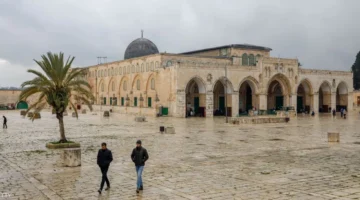 من الحريق لـ التهويد والتفجير.. هل اقترب تنفيذ مخطط هدم المسجد الأقصى | شاهد