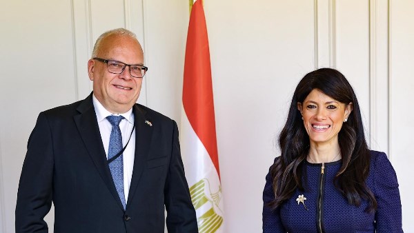 المشاط تناقش مع سفير السويد فرص التعاون المشترك المشاط تناقش مع سفير السويد فرص التعاون المشترك