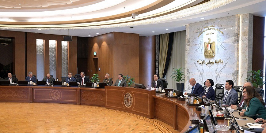 المصرية لنقل الكهرباء تتعاون مع شركة إماراتية لتصدير الطاقة المتجددة إلى إيطاليا المصرية لنقل الكهرباء تتعاون مع شركة إماراتية لتصدير الطاقة المتجددة إلى إيطاليا