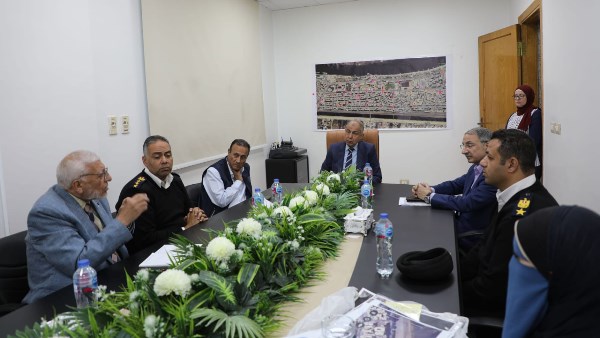 المنيا.. تطوير وتجميل شوارع المدينة لتحسين السيولة المرورية المنيا.. تطوير وتجميل شوارع المدينة لتحسين السيولة المرورية