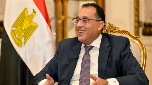 “الناس كلها لسه فى البيوت” سبب اختيار يوم الجمعة لإعلان زيادة المحروقات