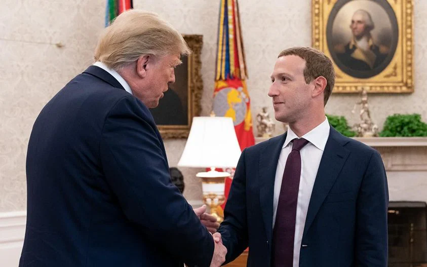 الهجوم على زوكربيرج.. هل يسمح ترامب بتفكيك إمبراطورية ميتا؟ الهجوم على زوكربيرج.. هل يسمح ترامب بتفكيك إمبراطورية ميتا؟