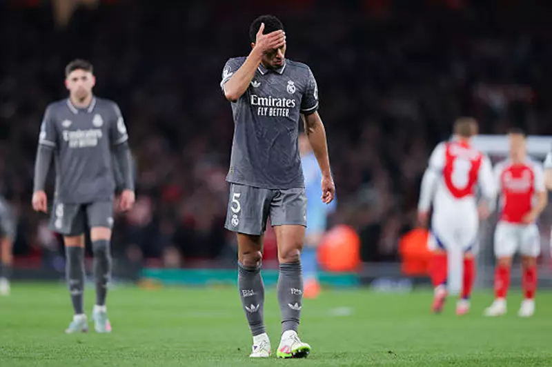 الهزيمة الأثقل.. ريال مدريد يكتب رقما سلبيا في دوري الأبطال بالخسارة أمام أرسنال الهزيمة الأثقل.. ريال مدريد يكتب رقما سلبيا في دوري الأبطال بالخسارة أمام أرسنال