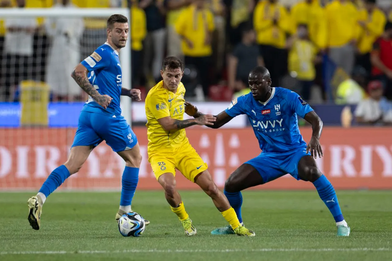 الهلال والنصر يتنافسان على صفقة محلية مدوية الهلال والنصر يتنافسان على صفقة محلية مدوية
