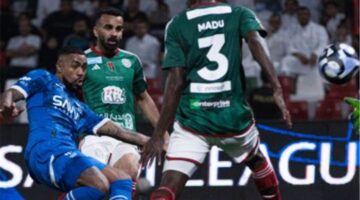 الهلال يتعادل إيجابيًا مع الاتفاق ويحافظ على وصافة الدوري السعودي