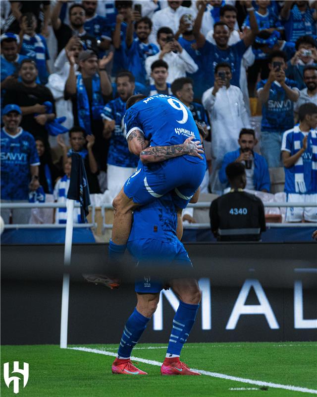 الهلال يكتسح جوانجو بسباعية ويتأهل إلى نصف نهائي دوري أبطال آسيا للنخبة الهلال يكتسح جوانجو بسباعية ويتأهل إلى نصف نهائي دوري أبطال آسيا للنخبة
