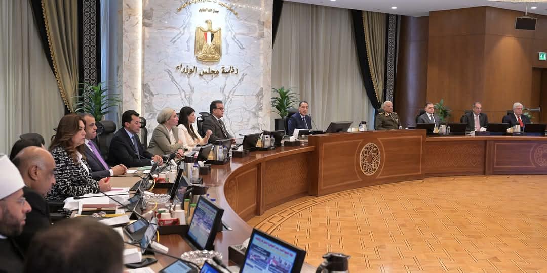 «الوزراء» يقر مشروع قانون بشأن آلية تبادل المعلومات للأغراض الضريبية «الوزراء» يقر مشروع قانون بشأن آلية تبادل المعلومات للأغراض الضريبية