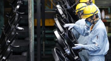 اليابان: الإنتاج الصناعي يتراجع لأول مرة منذ شهرين