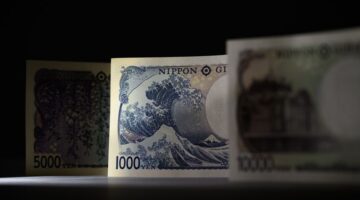 الين الياباني يواصل الارتفاع ويتجاوز حاجزاً مهماً أمام الدولار
