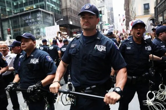 ما الذي جرى في حادثة مقتل اثنين من موظفي السفارة الإسرائيلية في واشنطن؟ ما الذي جرى في حادثة مقتل اثنين من موظفي السفارة الإسرائيلية في واشنطن؟