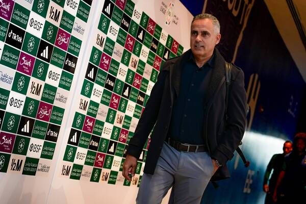 انتفاضة جوميز تقلق الاتحاد قبل مواجهة الفتح انتفاضة جوميز تقلق الاتحاد قبل مواجهة الفتح
