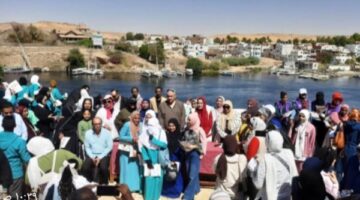 انطلاق مبادرة يوم المشي بمشاركة سيدات وفتيات في أسوان