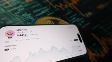 انهيار عملة «مانترا» 90% وخسائر بمليارات الدولارات