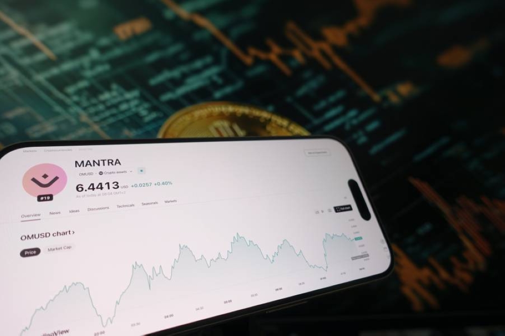 انهيار عملة «مانترا» 90% وخسائر بمليارات الدولارات انهيار عملة «مانترا» 90% وخسائر بمليارات الدولارات