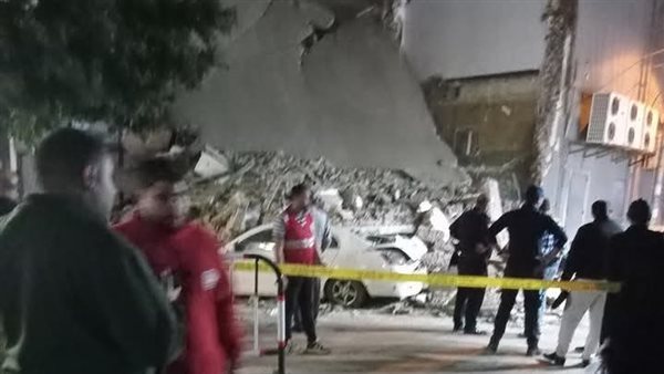 انهيار منزل قديم بالزقازيق دون إصابات بشرية والتحقيقات جارية لكشف الأسباب
