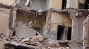 انهيار منزل مكون من 4 طوابق في أسيوط