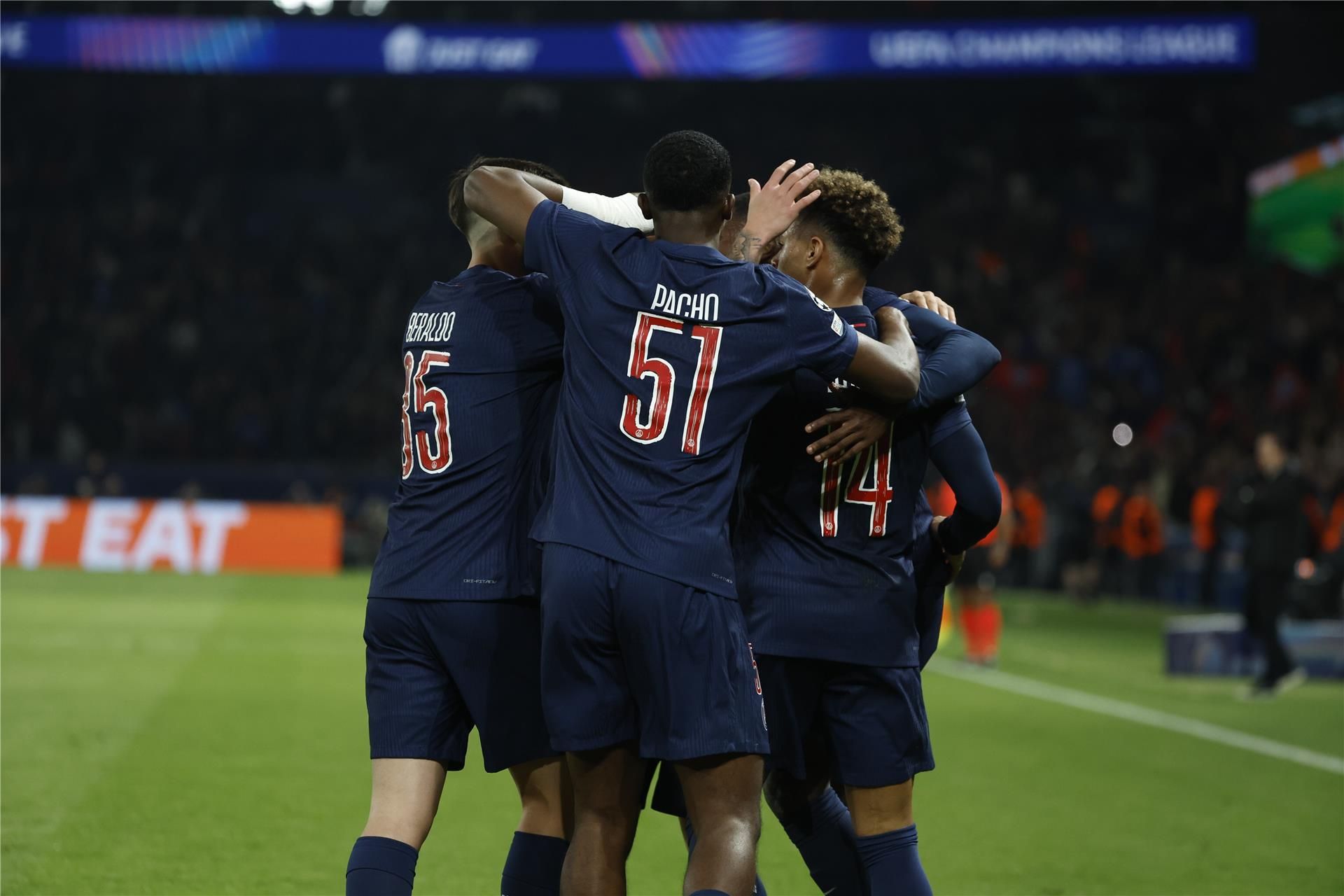 باريس يعاقب أستون فيلا ويطرق أبواب المربع الذهبي لدوري الأبطال باريس يعاقب أستون فيلا ويطرق أبواب المربع الذهبي لدوري الأبطال