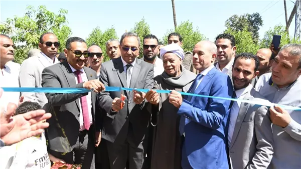 باستثمارات 90 مليون جنيه.. محافظ قنا يفتتح محطتي الشيخ حسين والهجان في الجبلاو| صور باستثمارات 90 مليون جنيه.. محافظ قنا يفتتح محطتي الشيخ حسين والهجان في الجبلاو| صور