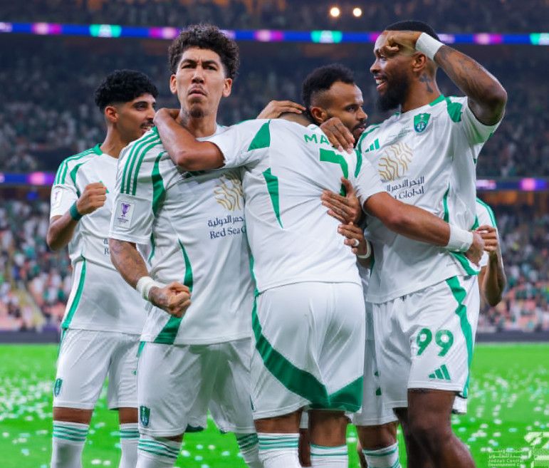 بالصور.. أهلي جدة يصعق بوريرام ويضرب موعدا مع الهلال بنخبة أسيا