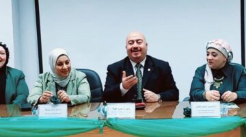 بالصور.. افتتاح "المكتب الأخضر" بكلية العلاج الطبيعي في جامعة القاهرة