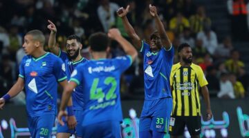 بالصور: الاتحاد يسقط أمام الفتح.. ويشعل الدوري السعودي