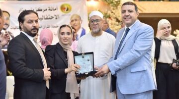 بالصور.. حماة الوطن ببني مزار يكرم 1200حافظ وحافظة لكتاب الله و70 أمًا مثالية