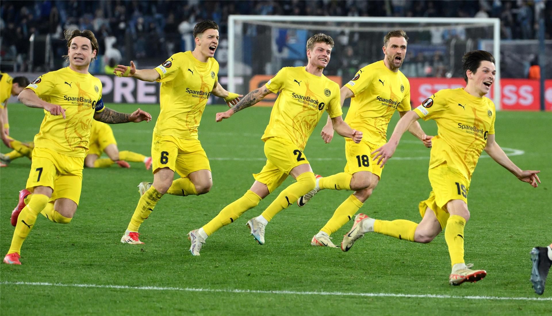 بالصور: ركلات الترجيح تقصي لاتسيو من الدوري الأوروبي بالصور: ركلات الترجيح تقصي لاتسيو من الدوري الأوروبي