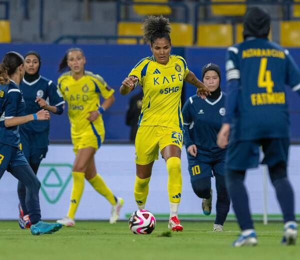 بالصور: سيدات النصر يضربن بسداسية في ليلة التتويج
