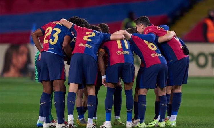 برشلونة يبلغ نصف نهائي أبطال أوروبا رغم خسارته أمام دورتموند 1-3 برشلونة يبلغ نصف نهائي أبطال أوروبا رغم خسارته أمام دورتموند 1-3