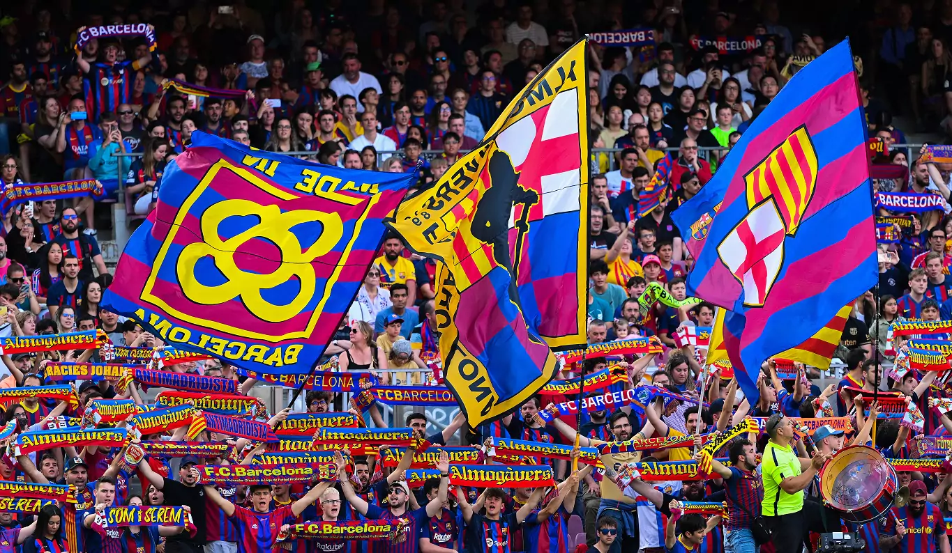 برشلونة يتوج بدوري أبطال أوروبا للشباب للمرة الثالثة في تاريخه برشلونة يتوج بدوري أبطال أوروبا للشباب للمرة الثالثة في تاريخه