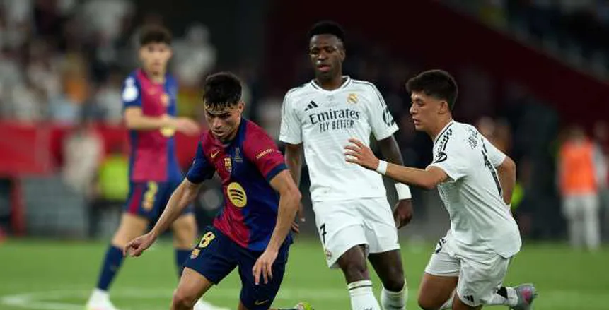 ثلاثي هجومي يقود تشكيل برشلونة أمام ريال مدريد في كلاسيكو الأرض ثلاثي هجومي يقود تشكيل برشلونة أمام ريال مدريد في كلاسيكو الأرض