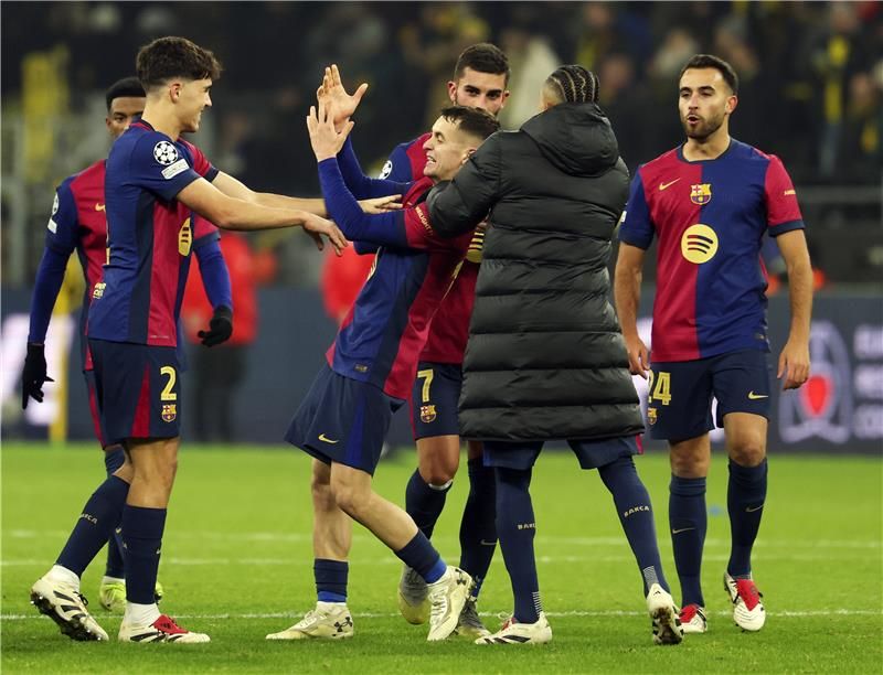 برشلونة يخسر منظاره على الكالتشيو برشلونة يخسر منظاره على الكالتشيو