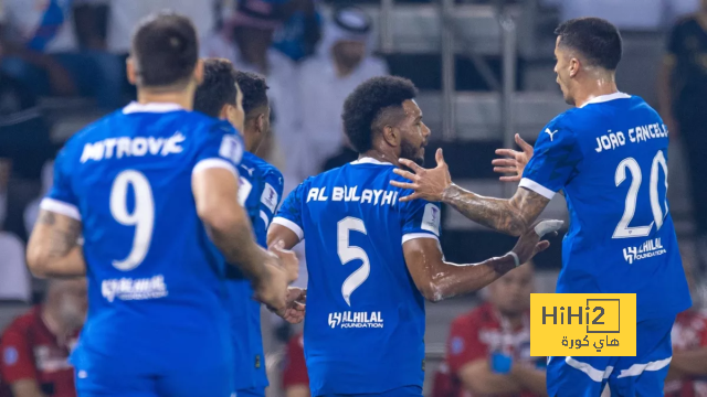 برشلونة ينافس كبار دوري روشن على صفقة الصيف المنتظرة