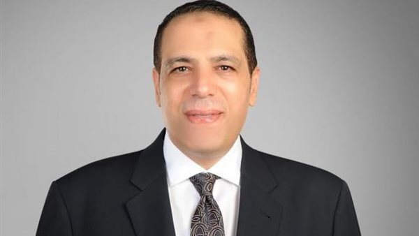 برلماني: زيارة الرئيس السيسي وماكرون للعريش رسالة دولية لحماية حقوق الفلسطينيين برلماني: زيارة الرئيس السيسي وماكرون للعريش رسالة دولية لحماية حقوق الفلسطينيين