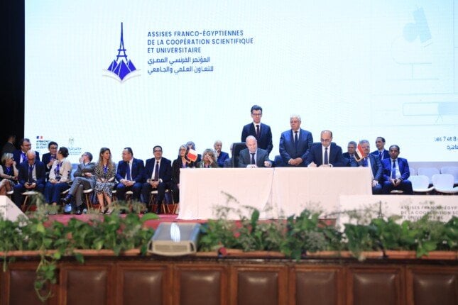 بروتوكول تعاون بين جامعتي دمنهور والسوربون الجديدة لتعزيز الشراكة العلمية والبحثية بروتوكول تعاون بين جامعتي دمنهور والسوربون الجديدة لتعزيز الشراكة العلمية والبحثية