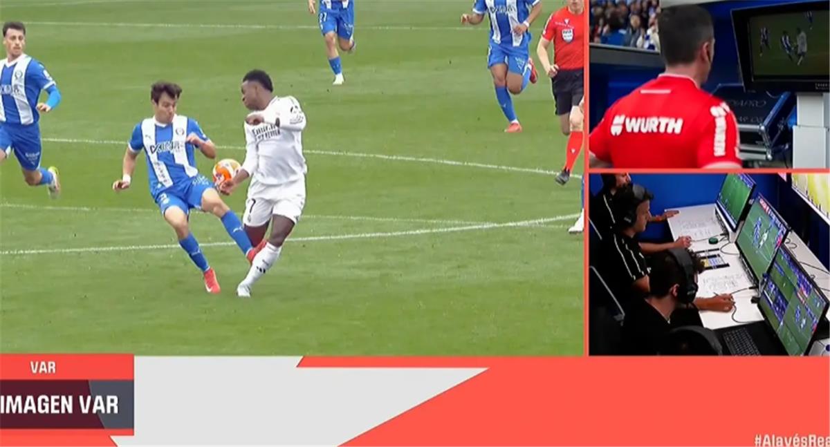 بسبب فينيسيوس.. طرد لاعب ألافيس أمام ريال مدريد بسبب فينيسيوس.. طرد لاعب ألافيس أمام ريال مدريد