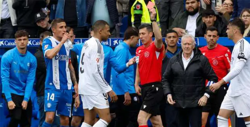 بشق الأنفس.. ريال مدريد يتخطى ألافيس في الدوري الإسباني بشق الأنفس.. ريال مدريد يتخطى ألافيس في الدوري الإسباني