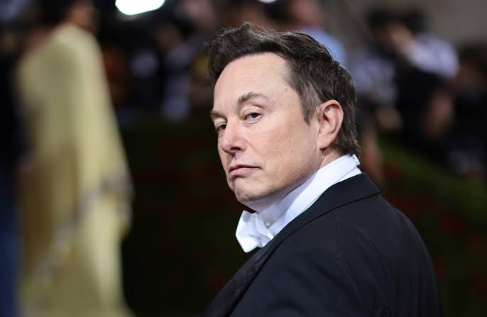 بشكل شخصي.. إيلون ماسك يطلب من ترامب إلغاء الرسوم الجمركية بشكل شخصي.. إيلون ماسك يطلب من ترامب إلغاء الرسوم الجمركية