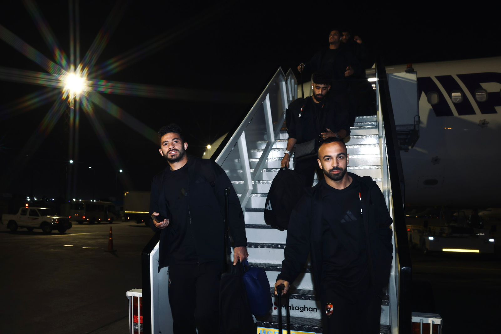 بعثة الأهلي تصل مطار القاهرة بعد الفوز على الهلال السوداني بعثة الأهلي تصل مطار القاهرة بعد الفوز على الهلال السوداني