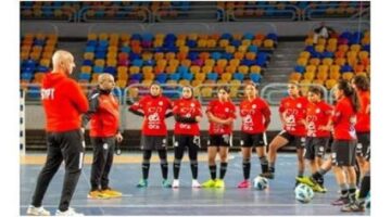 بعثة المنتخب لكرة الصالات النسائية تتوجه إلى المغرب للمشاركة ببطولة إفريقيا