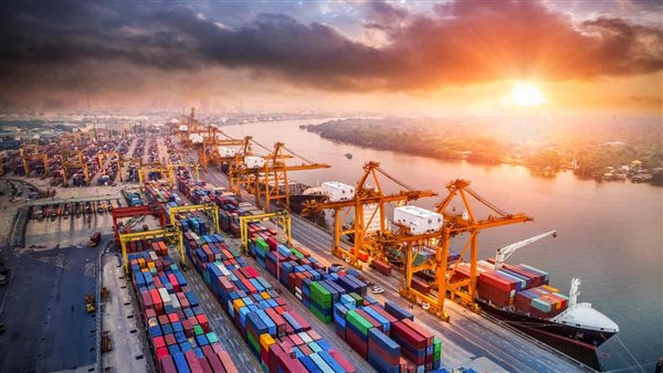 بعد السعودية والأردن.. قناة السويس تستهدف بناء وإصلاح الموانئ في أفريقيا بعد السعودية والأردن.. قناة السويس تستهدف بناء وإصلاح الموانئ في أفريقيا