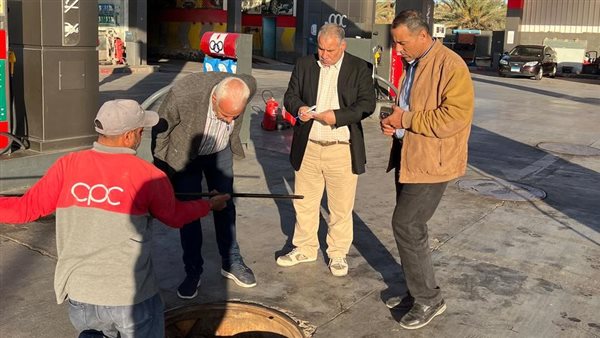 بعد تحرك أسعار السولار والبنزين.. حملات تموينية على محطات الوقود ومستودعات الغاز بجنوب سيناء| صور بعد تحرك أسعار السولار والبنزين.. حملات تموينية على محطات الوقود ومستودعات الغاز بجنوب سيناء| صور
