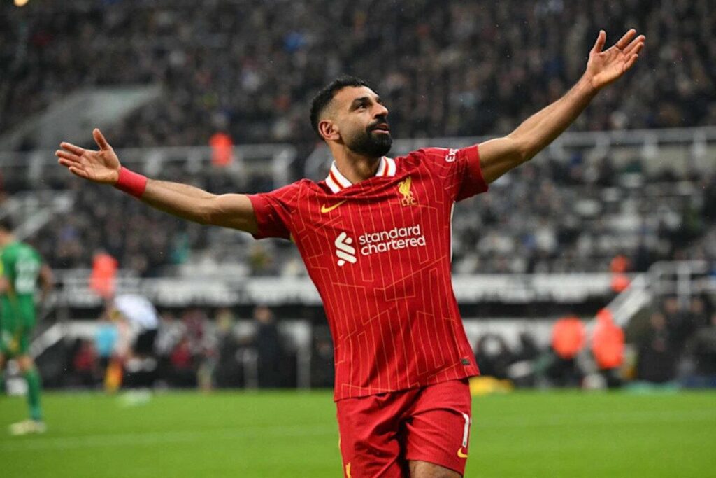 بعد جدل الرحيل.. محمد صلاح يفاجئ الجميع بقرار تجديد عقده مع ليفربول بعد جدل الرحيل.. محمد صلاح يفاجئ الجميع بقرار تجديد عقده مع ليفربول