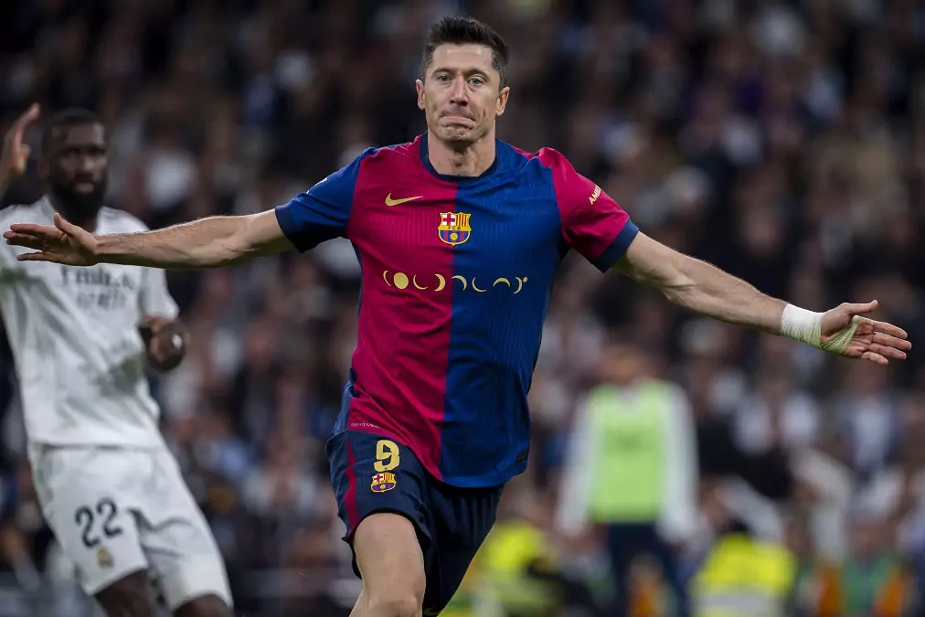 بفارق 16 مباراة.. ليفاندوفسكي يعادل رقم أسطورة برشلونة في دوري أبطال أوروبا بفارق 16 مباراة.. ليفاندوفسكي يعادل رقم أسطورة برشلونة في دوري أبطال أوروبا