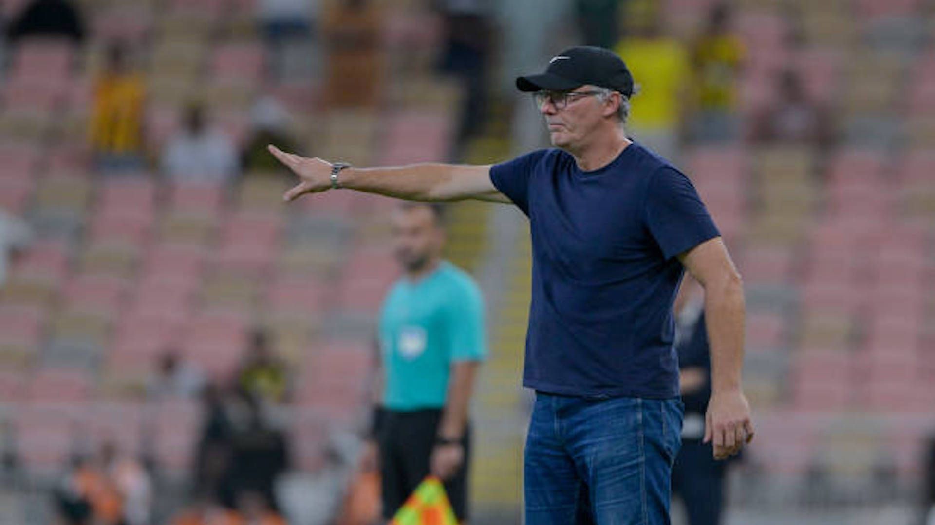 بلان يوجه تحذيرا للاعبي الاتحاد بلان يوجه تحذيرا للاعبي الاتحاد