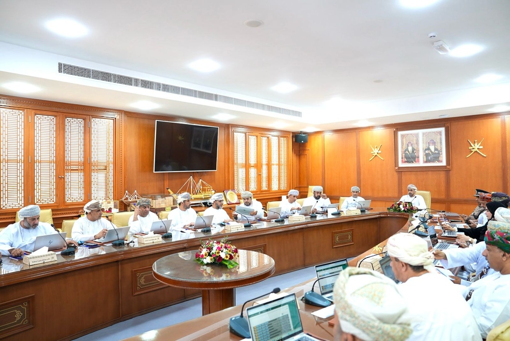 بلدي جنوب الباطنة يستعرض عددًا من الموضوعات الخدمية والتنموية