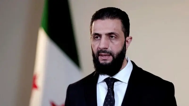 تايم الأمريكية تختار أحمد الشرع ضمن القادة الأكثر تأثيرا في العالم.. هكذا وصفته تايم الأمريكية تختار أحمد الشرع ضمن القادة الأكثر تأثيرا في العالم.. هكذا وصفته