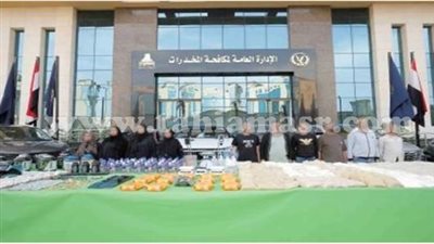 بمليار و283 مليون جنيه مضبوطات.. الداخلية تضبط باقي أفراد عصابة سارة خليفة لجلب وتصنيع الحشيش الاصطناعي بمليار و283 مليون جنيه مضبوطات.. الداخلية تضبط باقي أفراد عصابة سارة خليفة لجلب وتصنيع الحشيش الاصطناعي