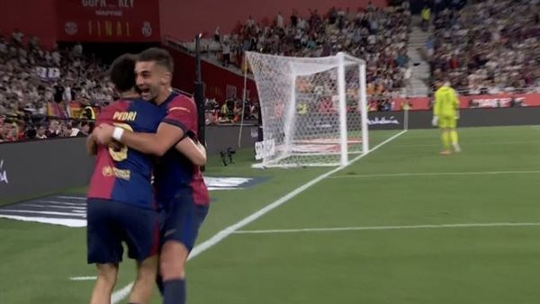 بهدف بيدري العالمي.. برشلونة يتقدم على ريال مدريد في الشوط الأول (فيديو) بهدف بيدري العالمي.. برشلونة يتقدم على ريال مدريد في الشوط الأول (فيديو)